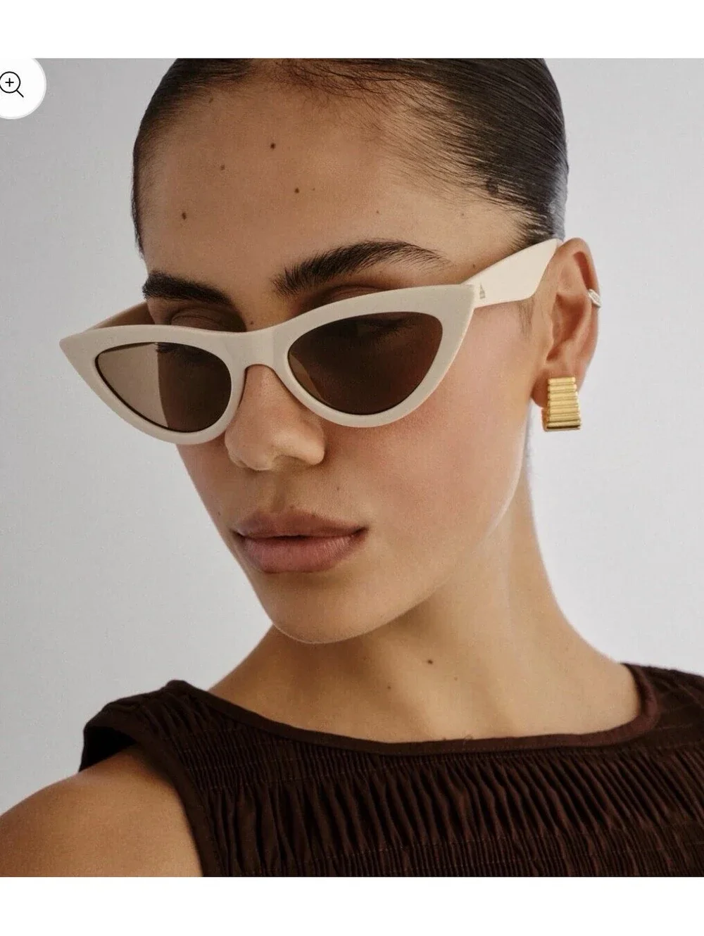 AIRE Dualism Cat Eye Sunglasses Beige Frame Brown Lens Designer SCRATCH AS/is